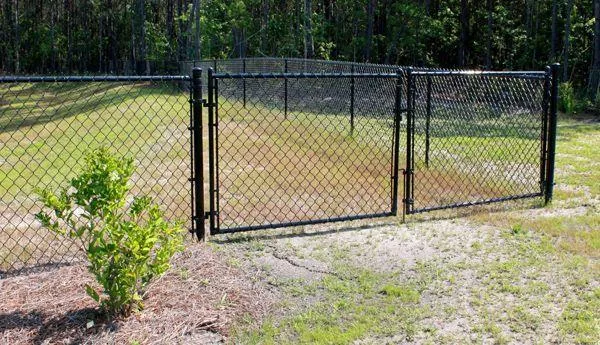 Black chain link double gate