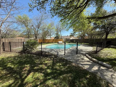 Pool fence black metal 4 foot