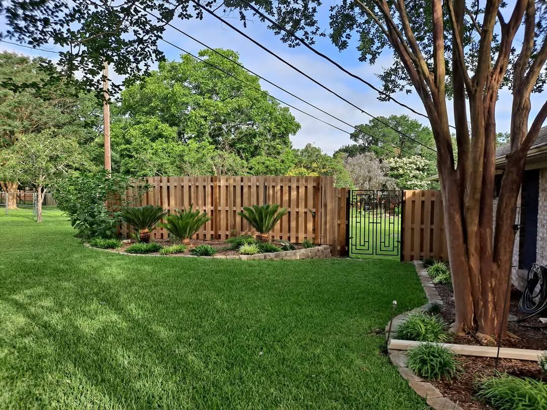 Shadow box wood fence installation in Austin, TX